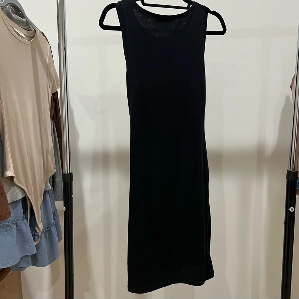 Leith Black Sleeveless Ruched Midi Dress - Picture 2 of 2